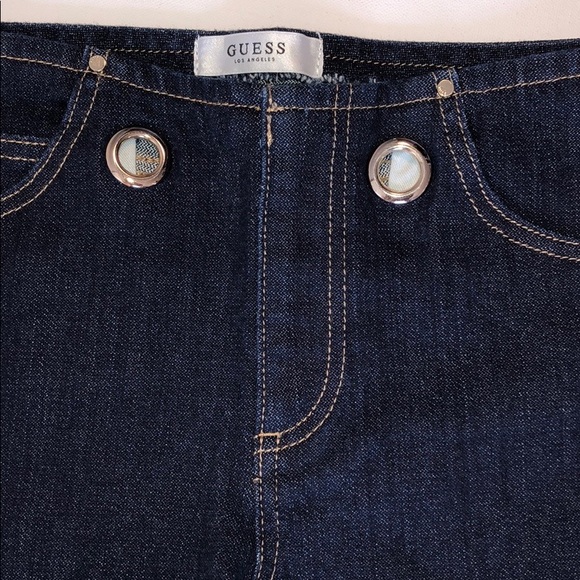 Guess Shorts - Picture 3 of 10